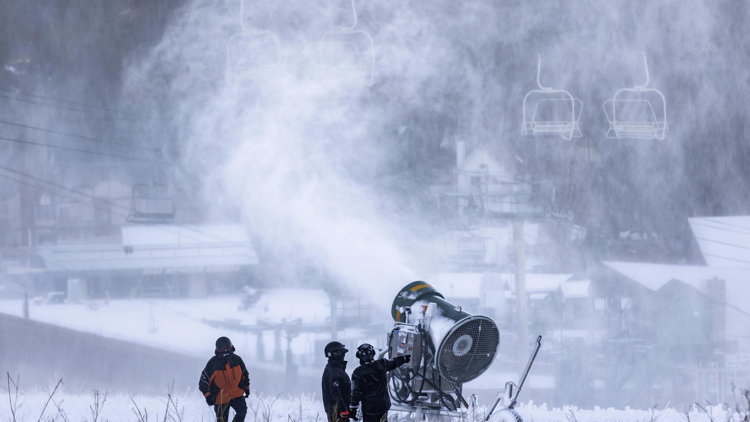 2021-11-22_BBMR_JM_SnowMaking_Day1_-18.jpg